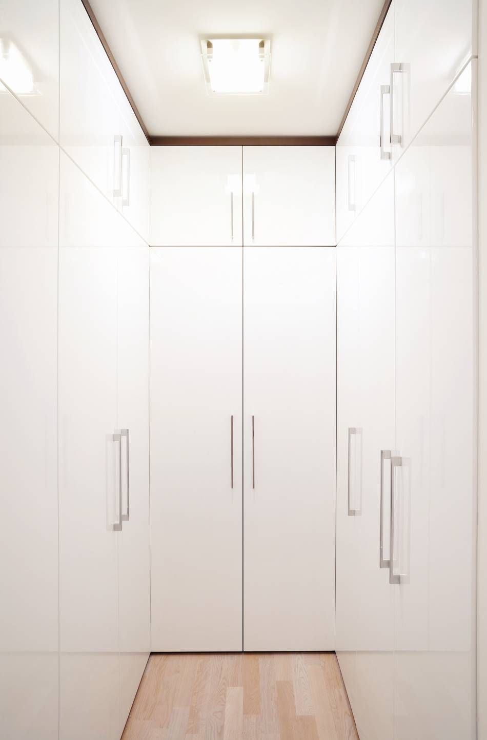 Lacquered White - J4